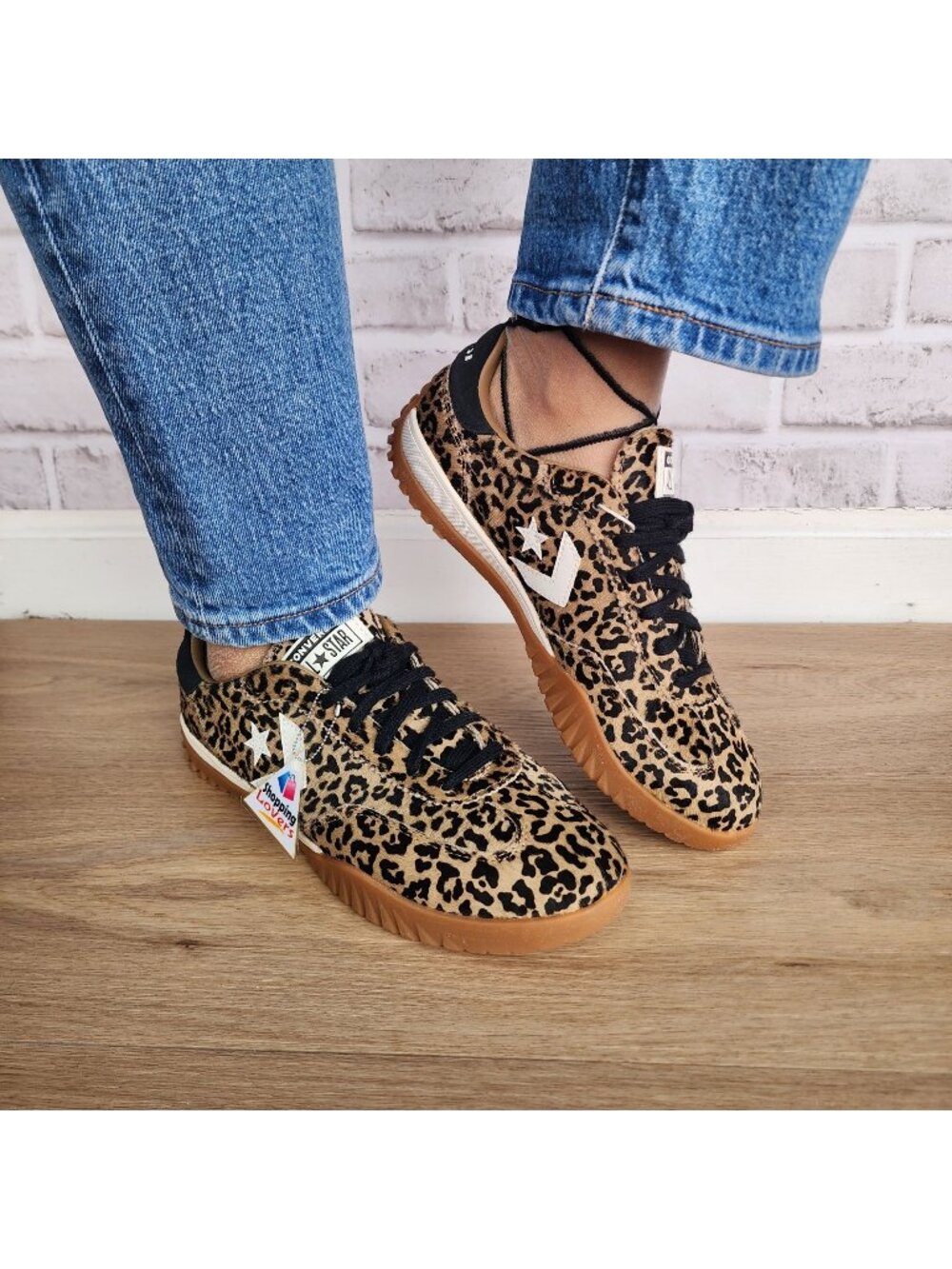 Converse Run Star Trainer Leopard Print Pony Sz 8.5 Women Shoes Sneakers A19273C
